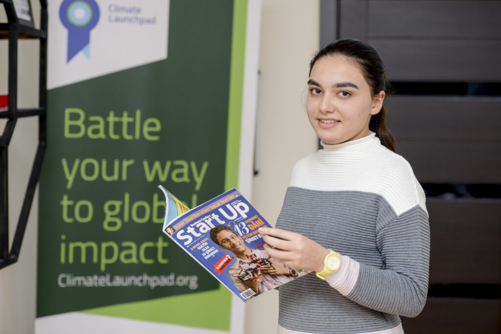 ClimateLaunchpad: юные изобретатели из Баку на конкурсе климатических и энергетических стартапов в Амстердаме