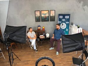 Медіаосвіта в неблагополучній громаді: як випускники Програми EU4Youth відкрили студію в невеликому українському прикордонному містечку