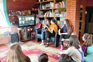 Coffee, Tea and Opportunities: the EU4Youth alumni sharing their experience in the villages of Eastern Ukraine