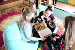 Кава, чай та можливості: випускники EU4Youth поділилися своїм досвідом у селах Східної України