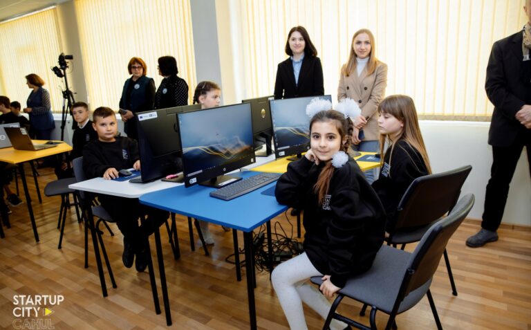 Moldova: first EU-funded school Digital Laboratory opens in Cahul