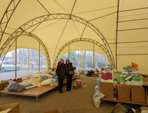 YEAs in Moldova: Delivering products for Ukrainian refugees