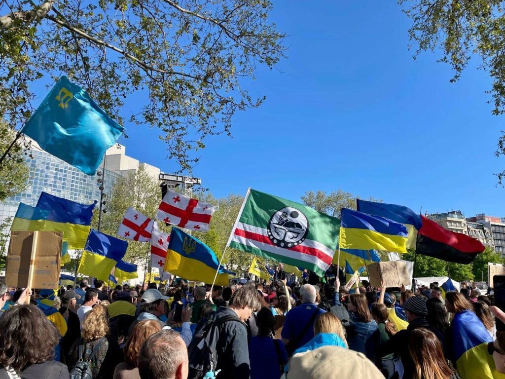 Ukrainian YEAs: ‘Demonstrations are our way to speak for Ukraine’