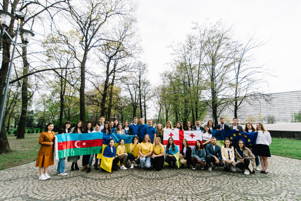 Blog: The European Forum of Young Leaders 2022. Why it is important to keep talking about Ukraine