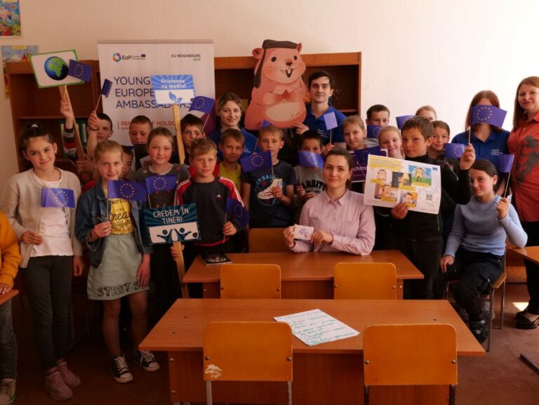 YEAs in Moldova: Energy efficiency for a better environment in Tomai