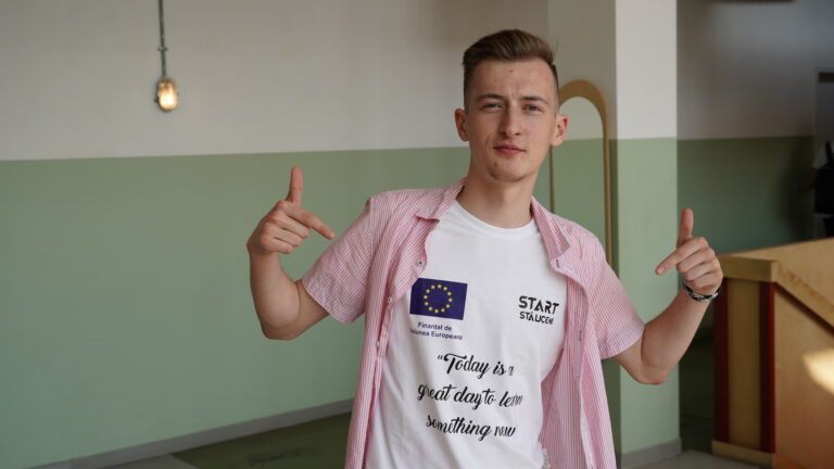 Drawing on their own experience: the EU4Youth Alumni from rural Moldova helping local teens to access opportunities