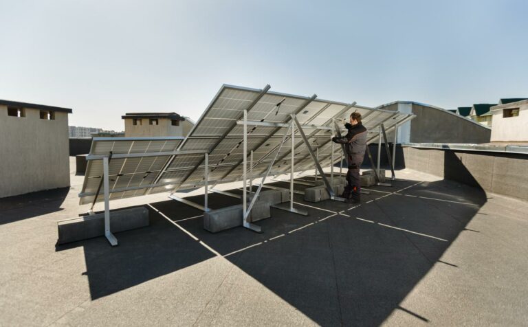 EU and UNDP to equip five blocks of flats and three hospitals in Moldova with modern heating systems and solar panels