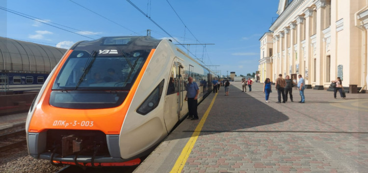 EBRD repurposes extra funds to boost Ukrainian rail company 