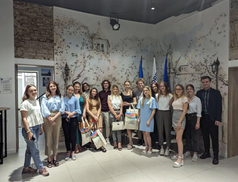 YEAs in Moldova: Meeting with EU-funded interns from the Presidency of the Republic of Moldova