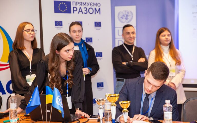 Anti-Corruption court simulation organised in Kyiv with EU support