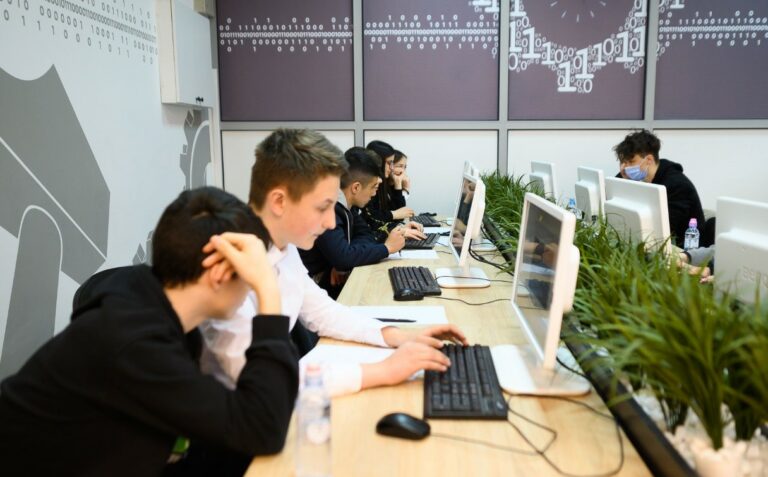 EU supports biggest ever coding marathon in Moldova