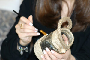 Is this household waste? No, it’s a piece of art! Amazing and useful handicrafts made by Fidan Manafova