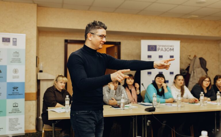 UNDP and EU conduct training for Ukrainian health workers in IDP centres