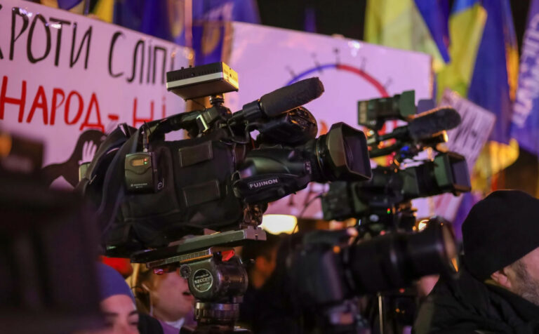 Всесвітній день свободи преси – заява ЄС щодо журналістів