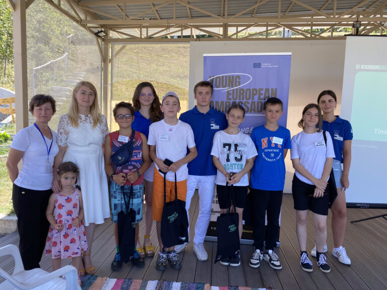 YEAs in Moldova: The EU Session at Vatra Dumeniului Youth Camp
