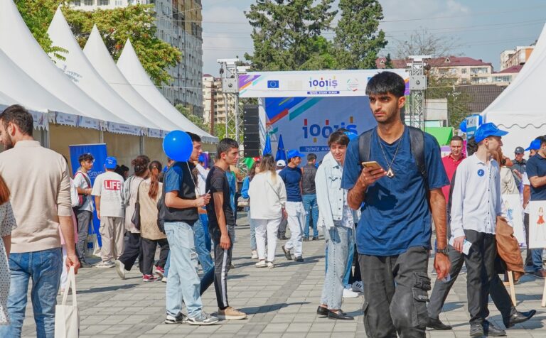 Azerbaijan: EU and UNDP hold ‘1001 jobs’ fair in Khirdalan