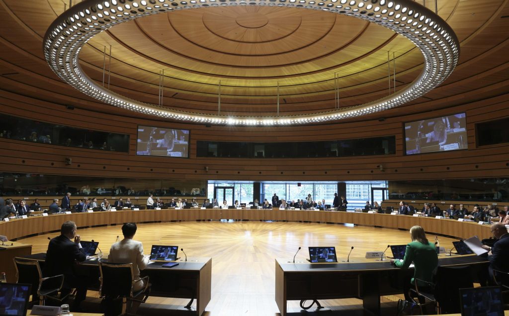 EU finalises €90 billion support loan to Ukraine and 20th sanctions package