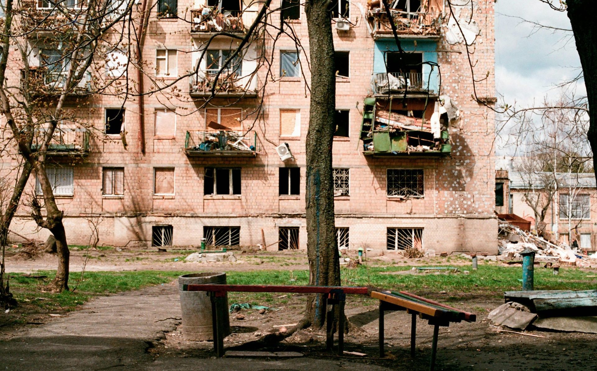 Beyond the ceasefire: how Ukrainian youth re-define peace