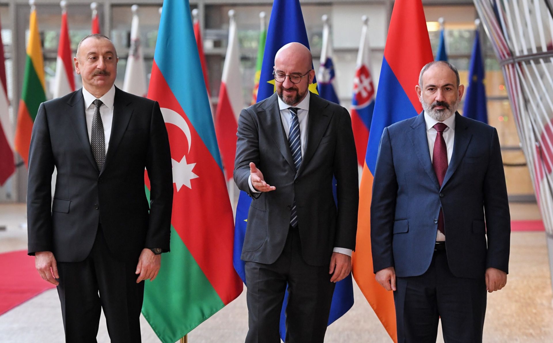 Charles Michel meets Azerbaijani President Aliyev and Armenian Prime Minister Pashinyan