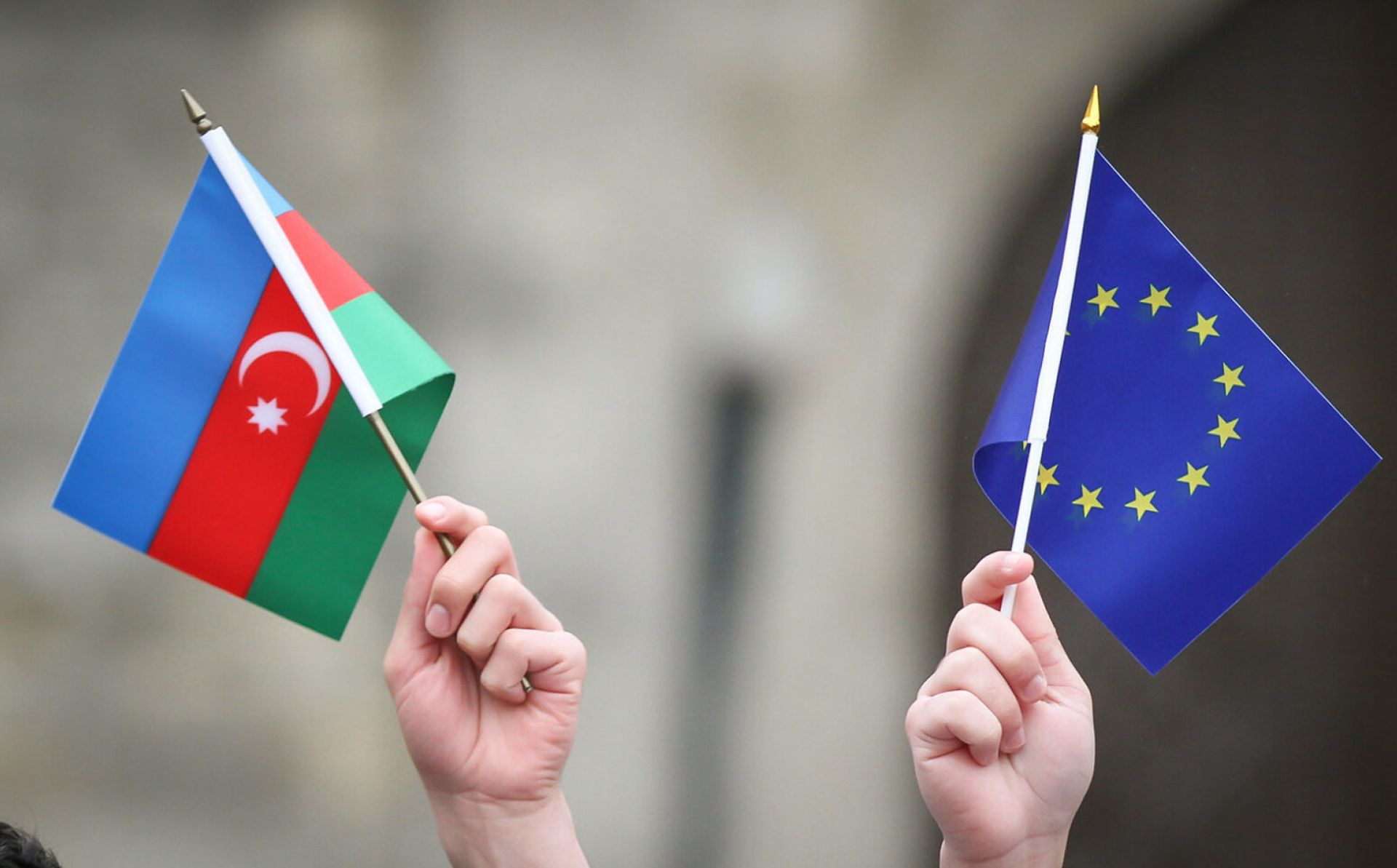 EU and Azerbaijan step up cooperation to boost investment and create jobs
