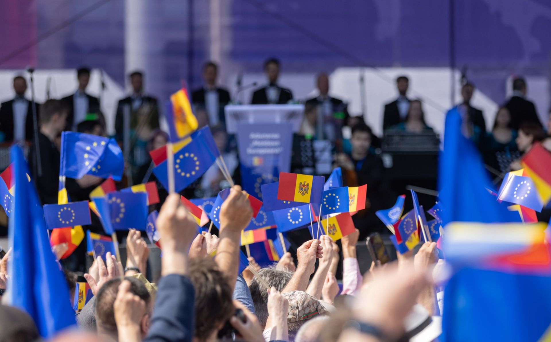 Moldova races towards EU membership as accession talks launch